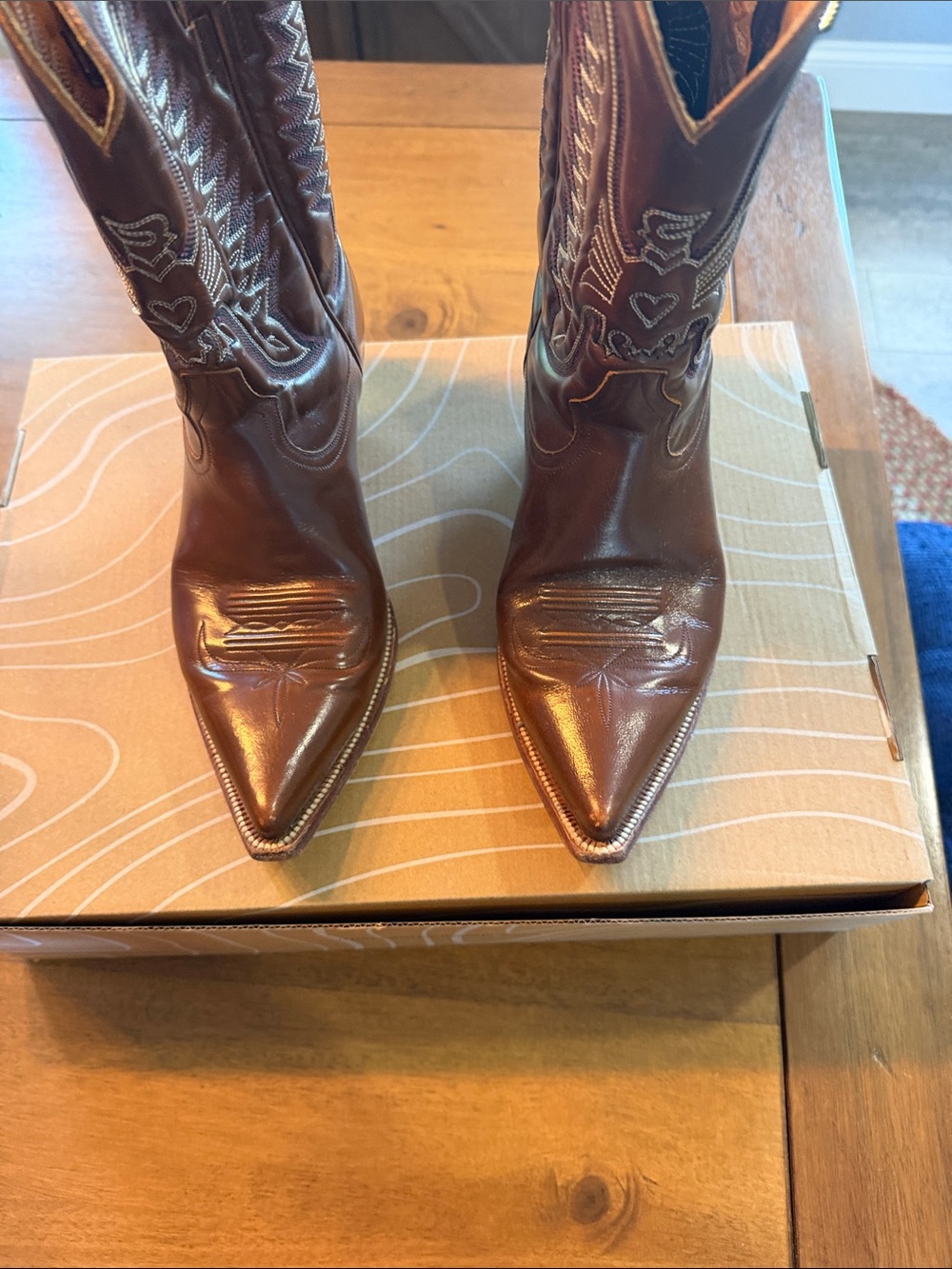 Heritage Boots-Austin Texas-Women's Brown Pointed-Toe Western Boots